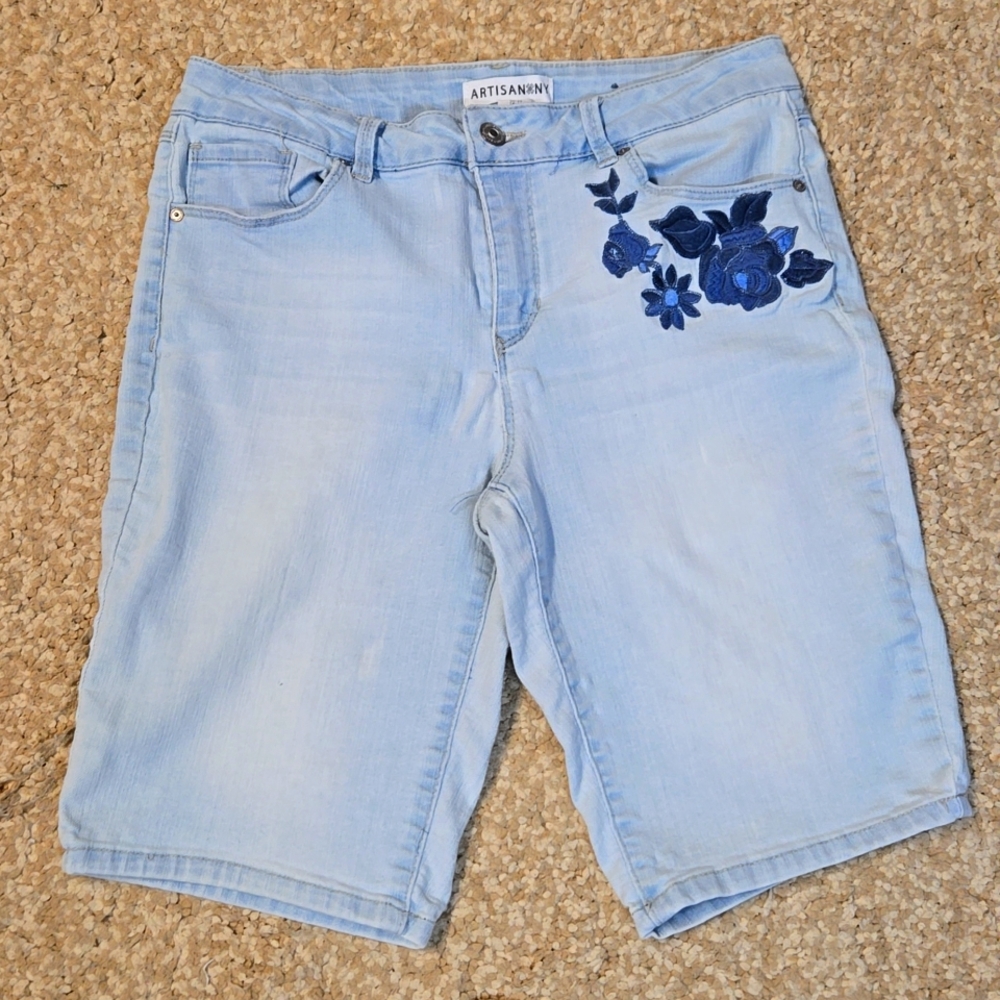 Embroidered Size 10